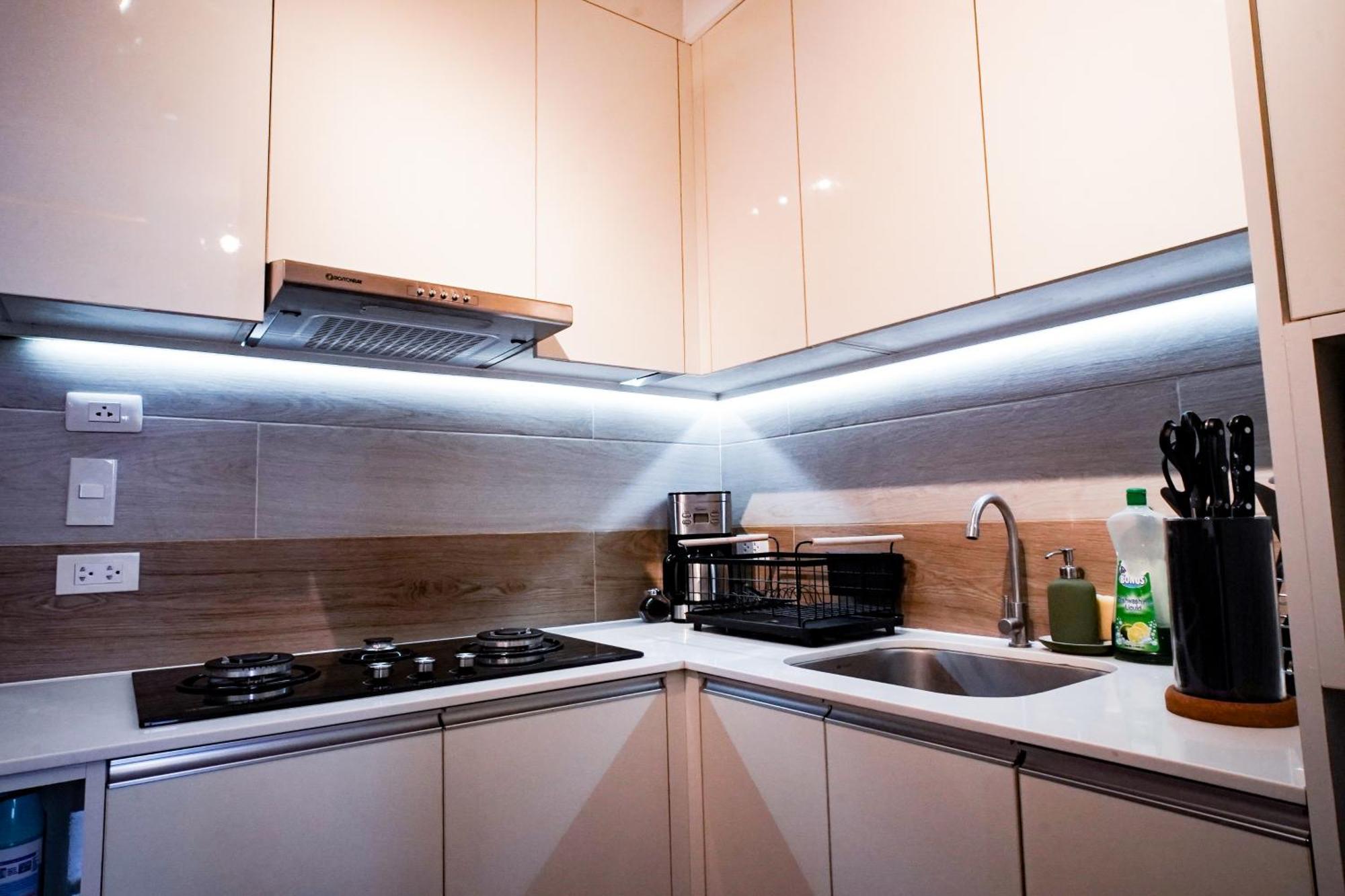 Modern Designed Studio Condo Near Ayala Centrio Кагаян-де-Оро Экстерьер фото