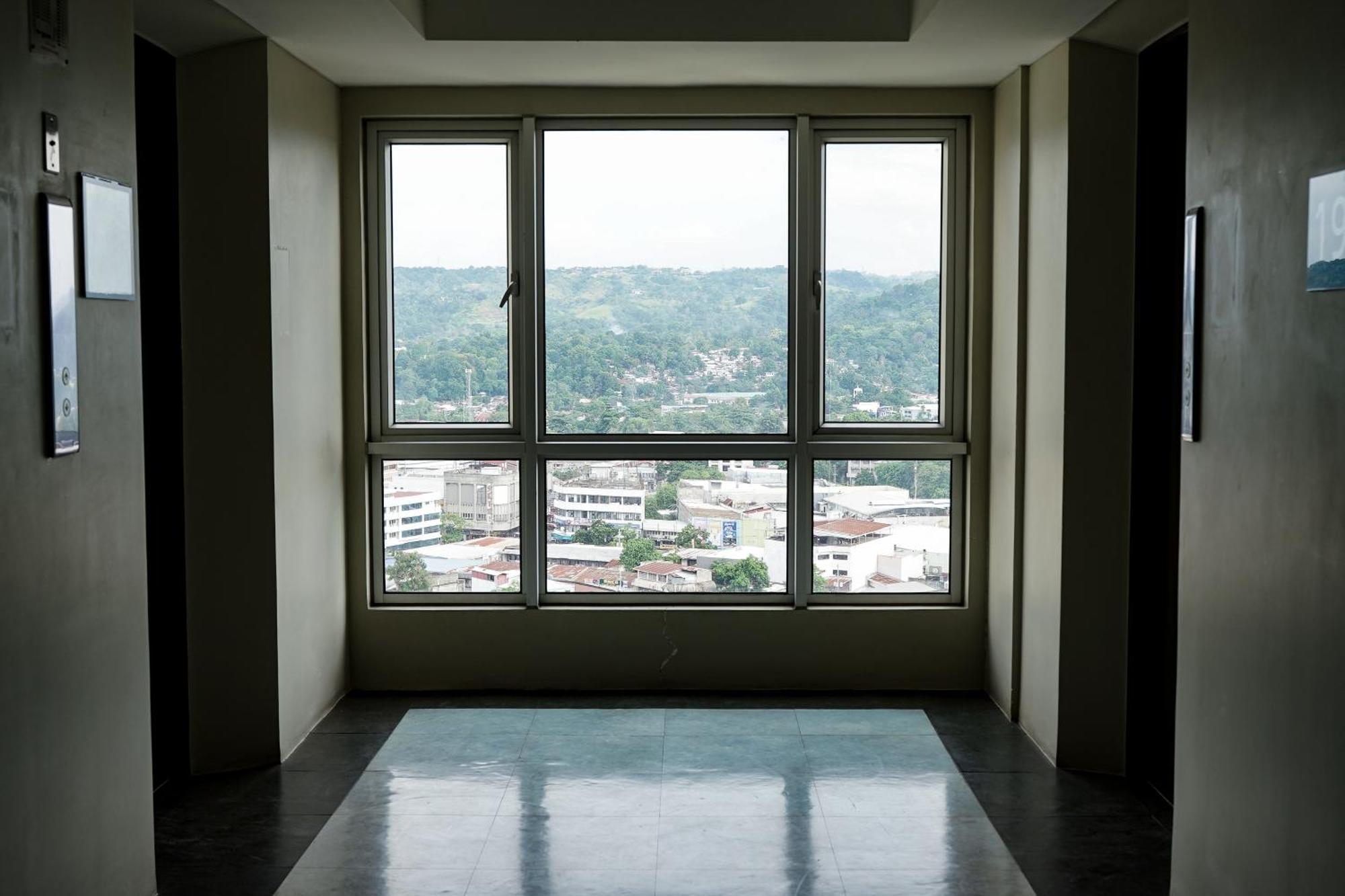 Modern Designed Studio Condo Near Ayala Centrio Кагаян-де-Оро Экстерьер фото