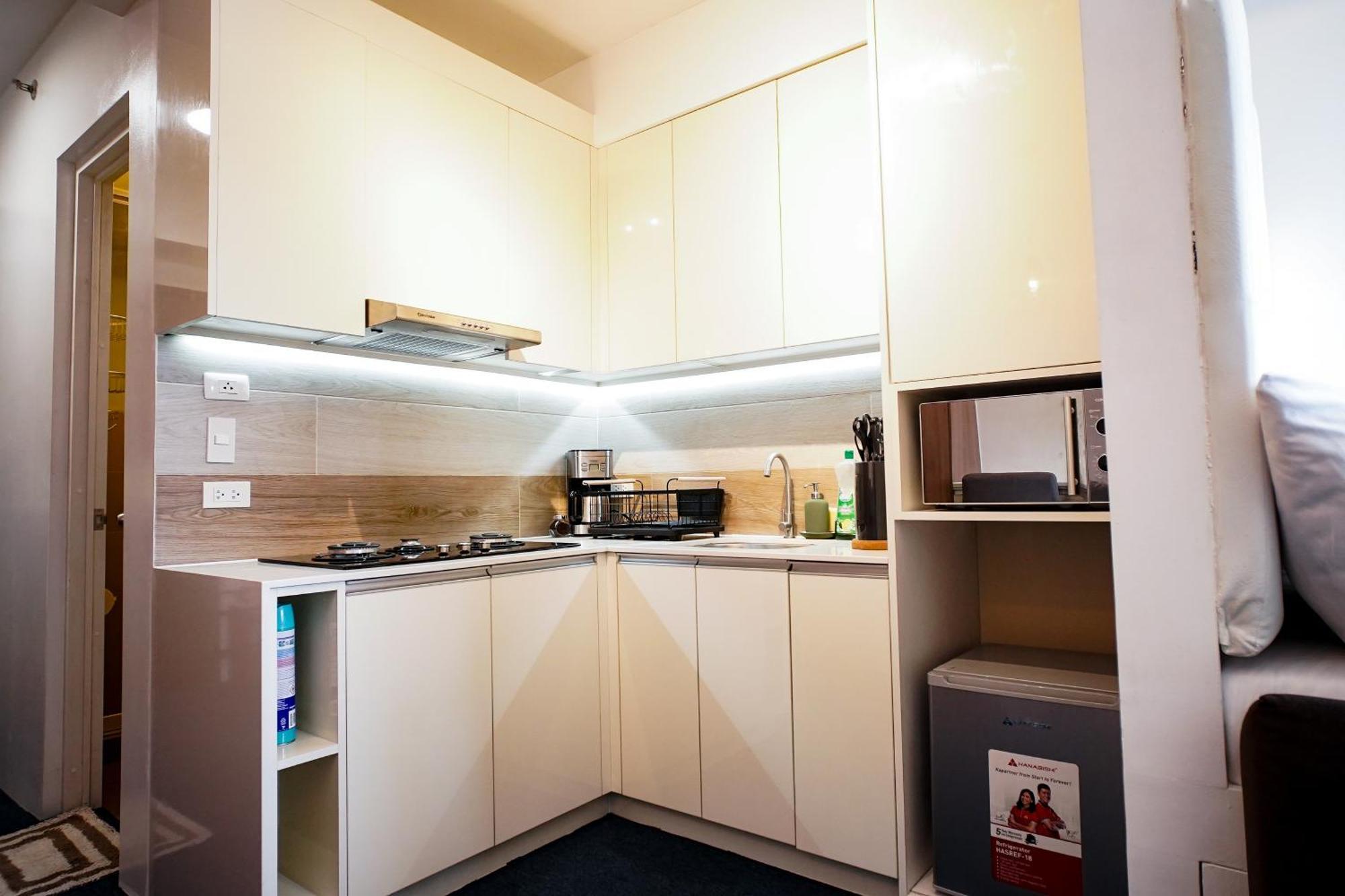 Modern Designed Studio Condo Near Ayala Centrio Кагаян-де-Оро Экстерьер фото